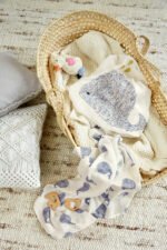 Heavenly soft Swaddle L Little Water Whale - Image 8