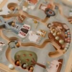 LITTLE DUTCH Magnetic Maze Mala farma - Image 5