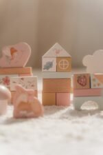 LITTLE DUTCH Drvena igračka- set blokova- Fairy Garden - Image 4