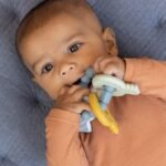 Little Dutch Silikonska igračka za nicanje zuba, plava - Image 2