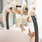 NATTOU FLO, ERNEST & OLI Igračka spirala