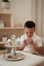 LITTLE DUTCH Stalak za torte FSC - Image 3