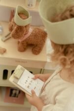 LITTLE DUTCH Drvena veterinarska ordinacija - Image 5