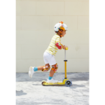 Mini Micro Deluxe Yellow LED trotinet - Image 4