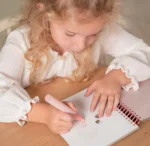 LITTLE DUTCH Knjiga s akvarelima Rosa i prijatelji - Image 2